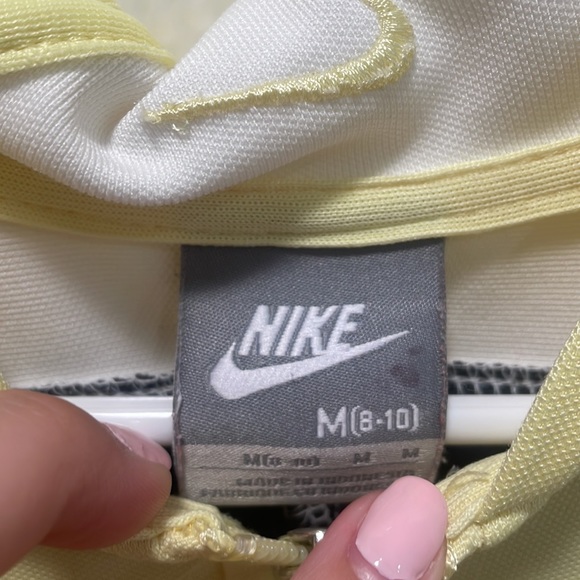 Nike jacket - Picture 4 of 7